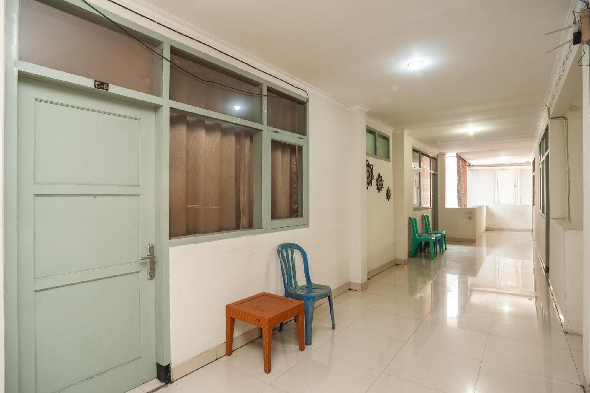 Reddoorz Plus Near Rs Pmi Bogor Eksteriør bilde